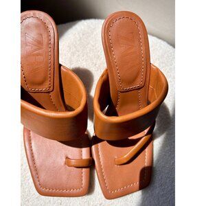 NWOT Zara leather high heel sandals, brown in size 36/US size 6